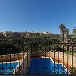 Villa Stunning 4 Bedrooms House With Views In Gozo