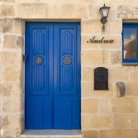 Stunning 4 Bedrooms House With Views In Gozo ヴィラ *