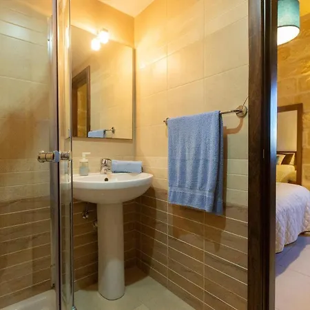 Stunning 4 Bedrooms House With Views In Gozo * Munxar