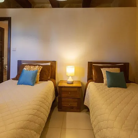 Stunning 4 Bedrooms House With Views In Gozo * Munxar