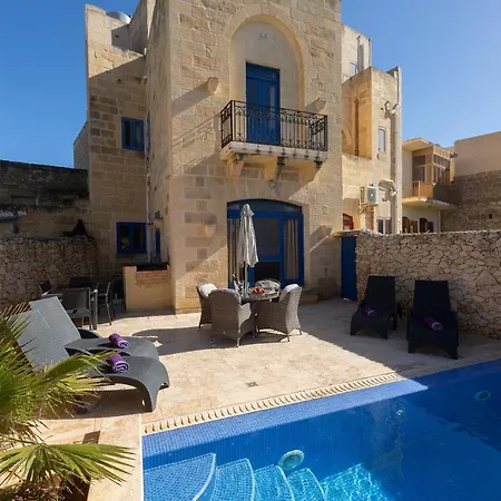 Stunning 4 Bedrooms House With Views In Gozo Munxar