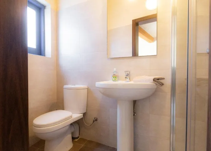 Stunning 4 Bedrooms House With Views In Gozo *