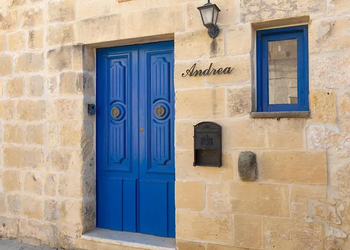 Stunning 4 Bedrooms House With Views In Gozo